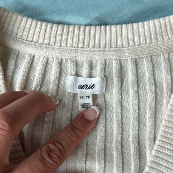 Cozy Aerie Cream Button-Up Sweater – Perfect for Layering! - Picture 3 of 3